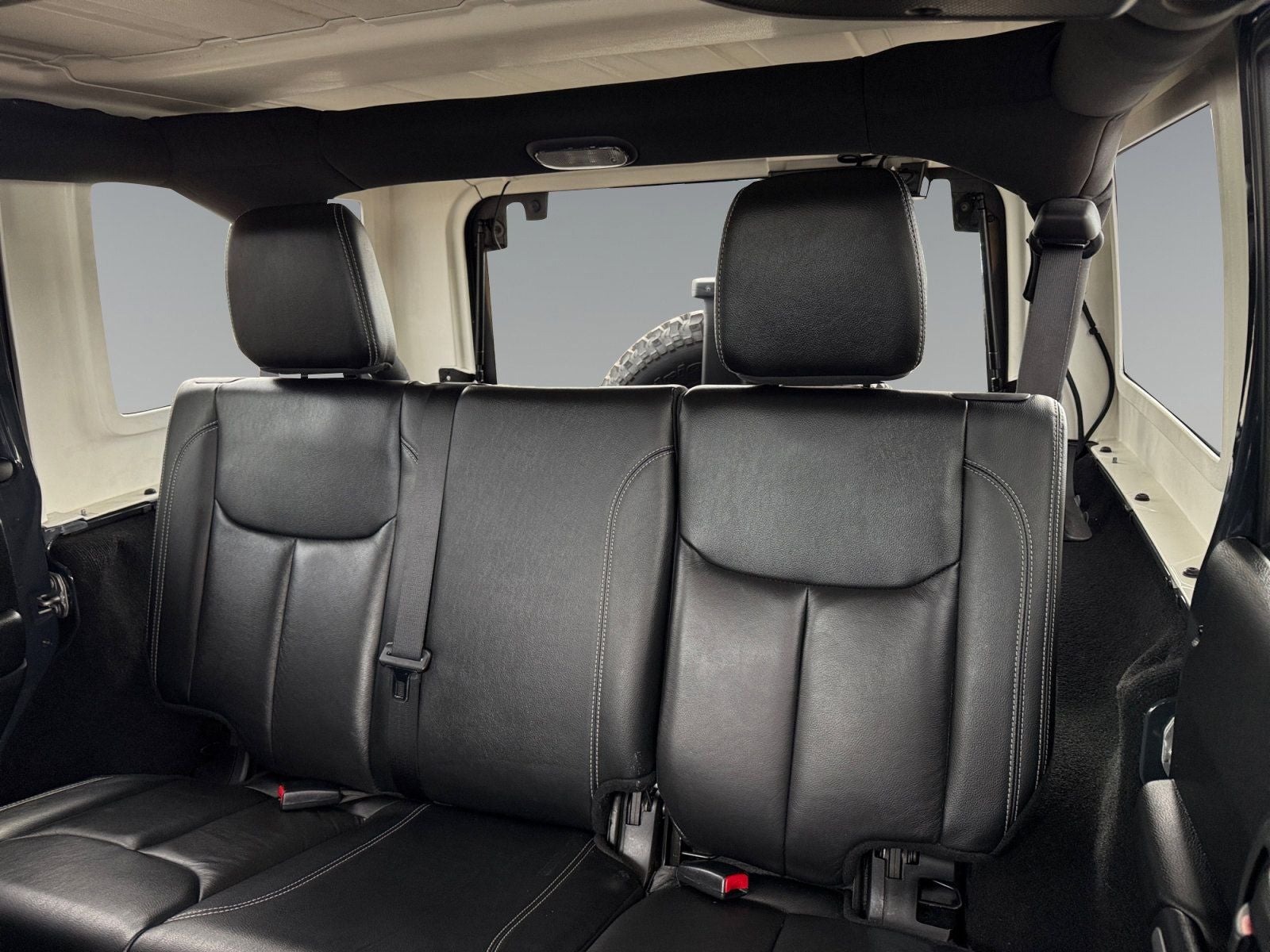 2017 Jeep Wrangler Unlimited Sahara Chief