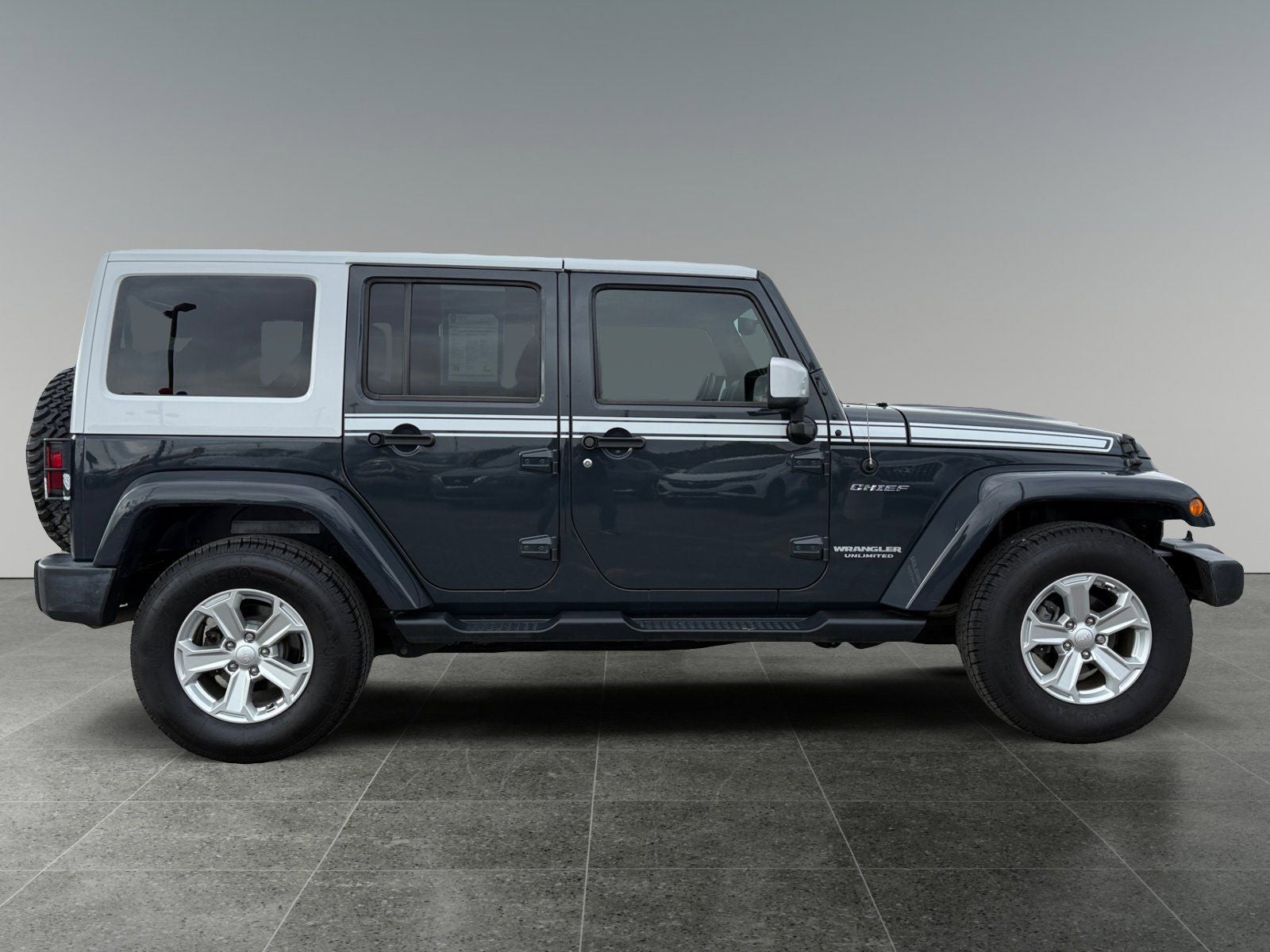 2017 Jeep Wrangler Unlimited Sahara Chief