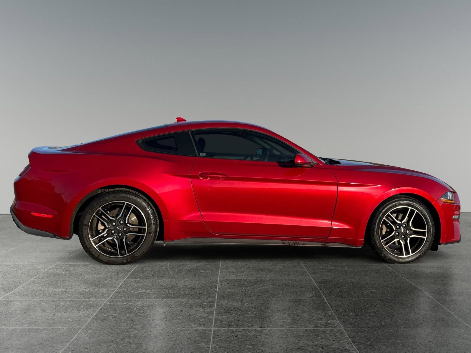 2021 Ford Mustang EcoBoost