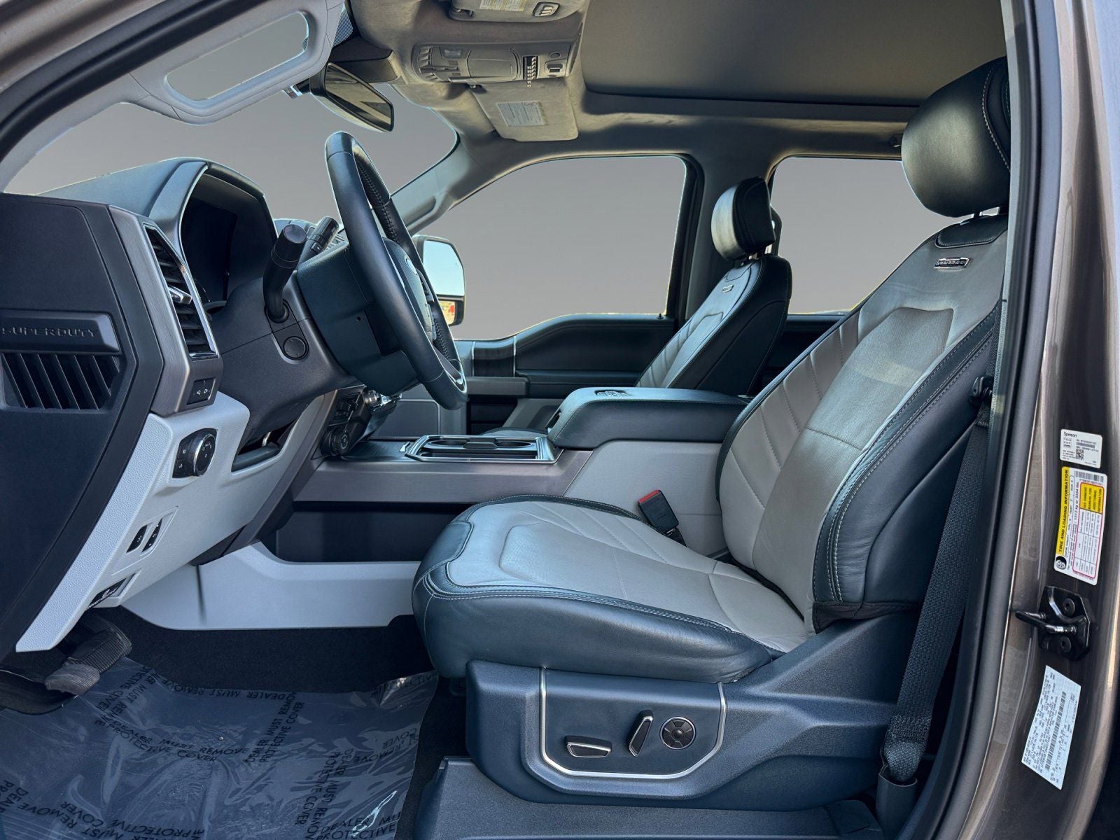 2022 Ford F-350SD Limited