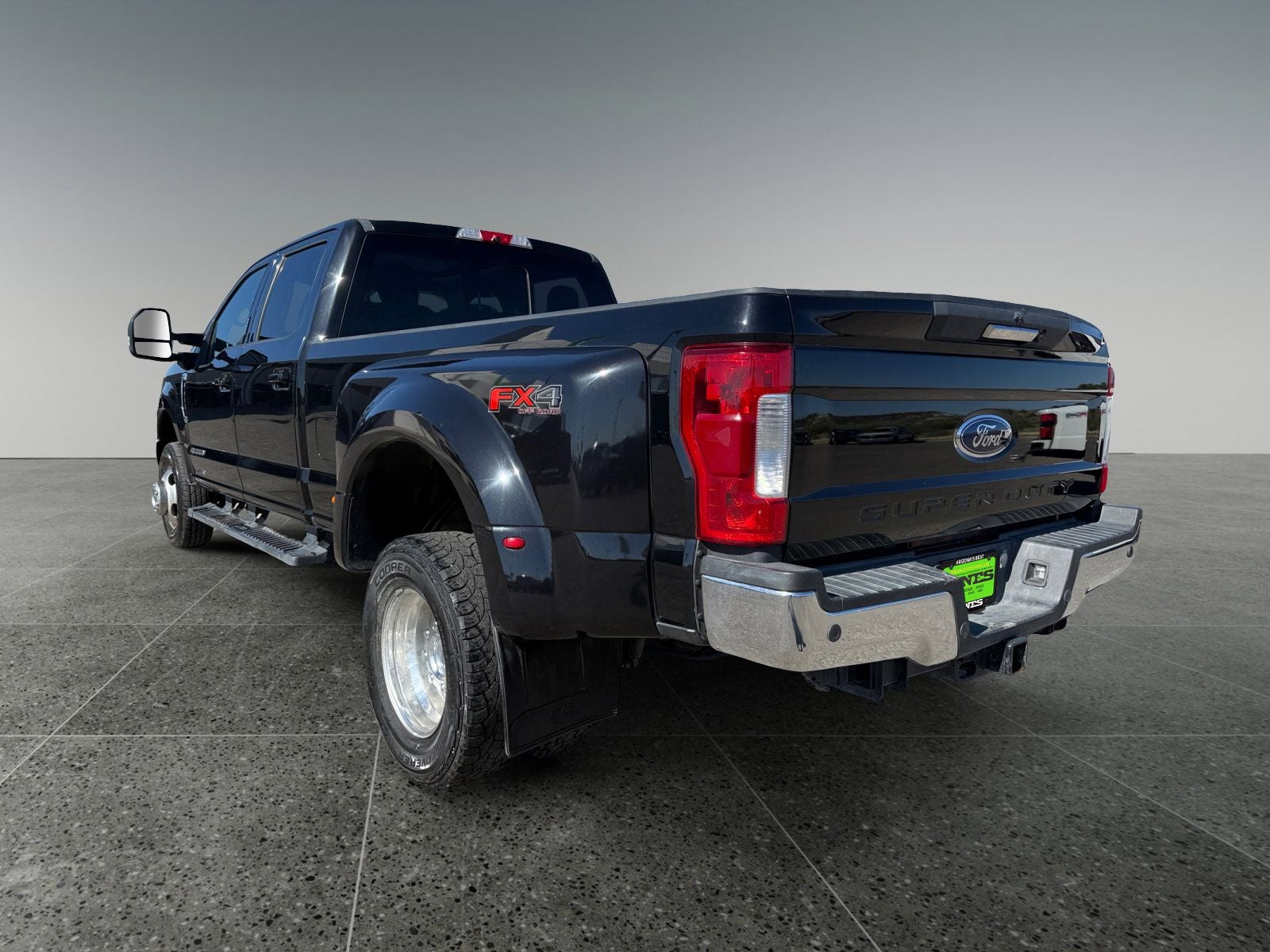 2019 Ford F-350SD Lariat DRW