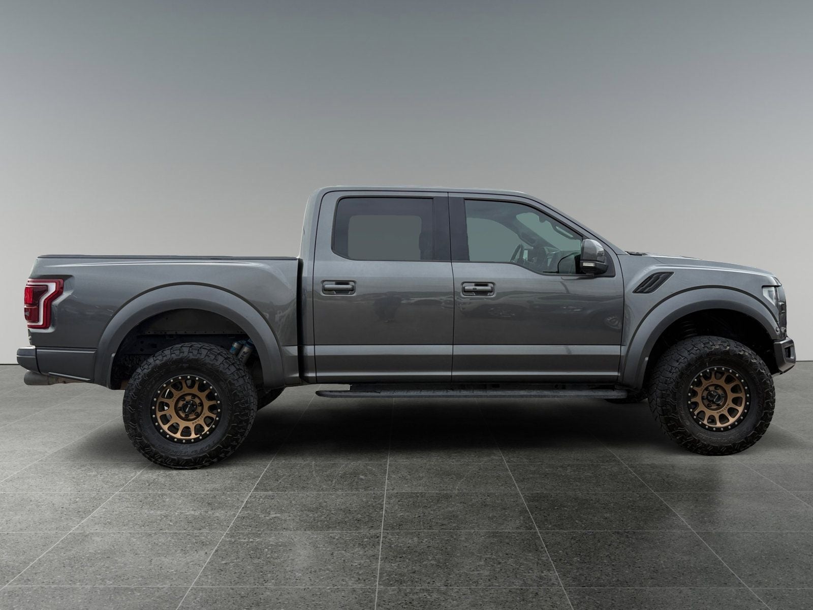 2017 Ford F-150 Raptor