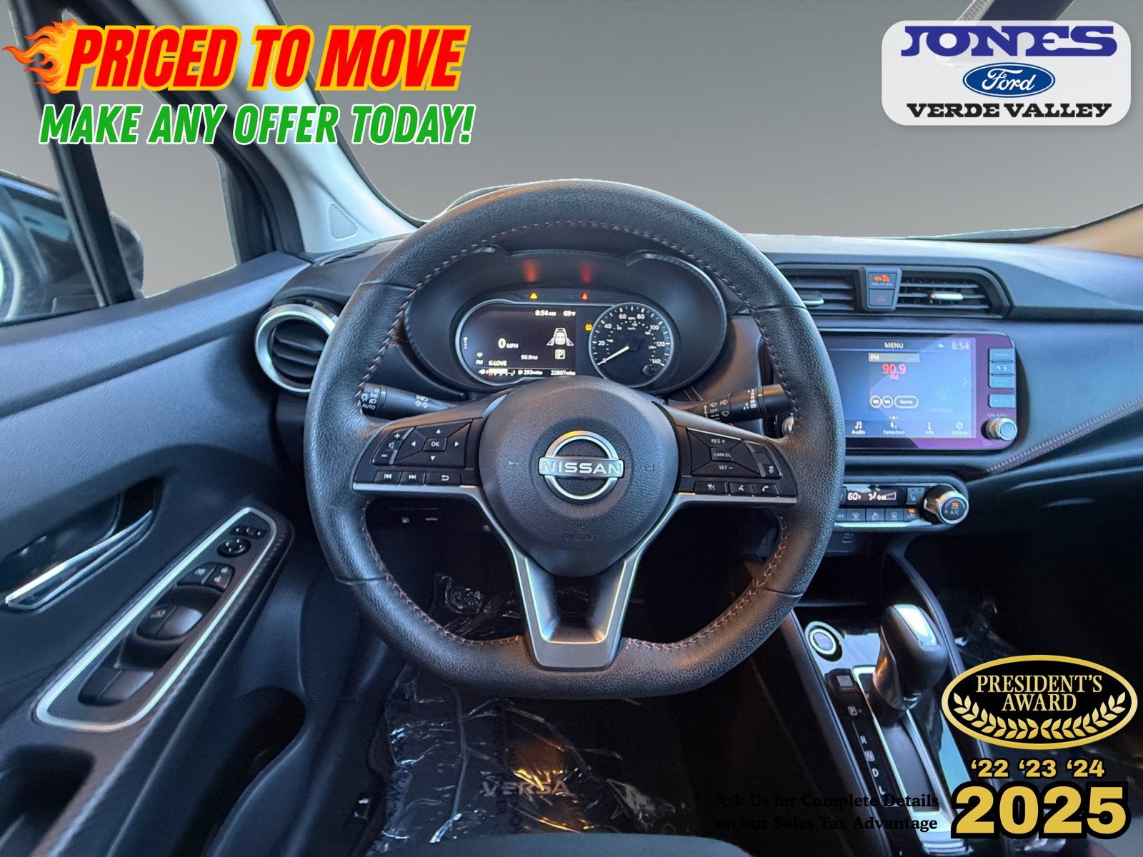 2025 Nissan Versa 1.6 SR