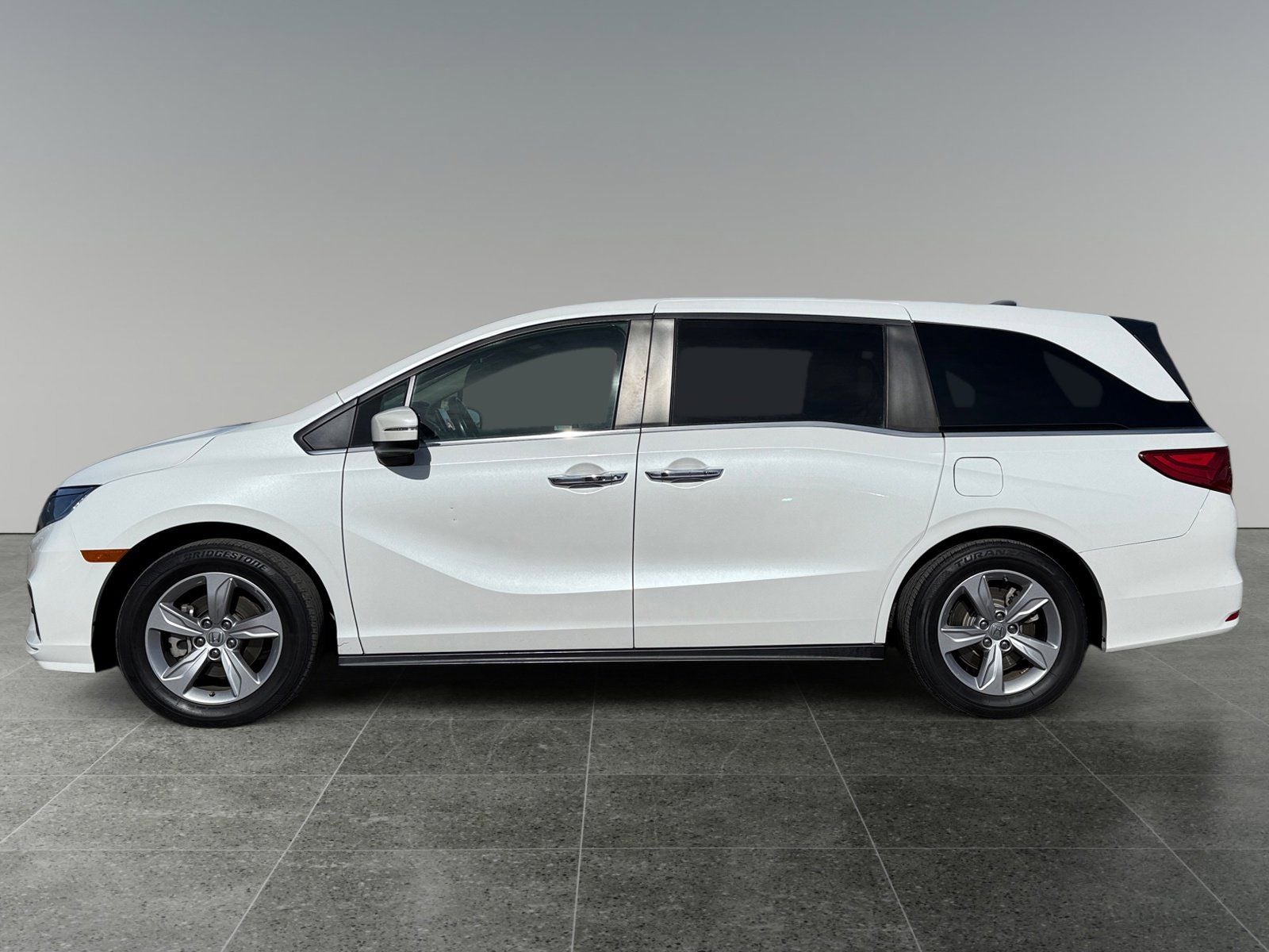 2020 Honda Odyssey EX-L w/Navigation and Rear Entertainment System