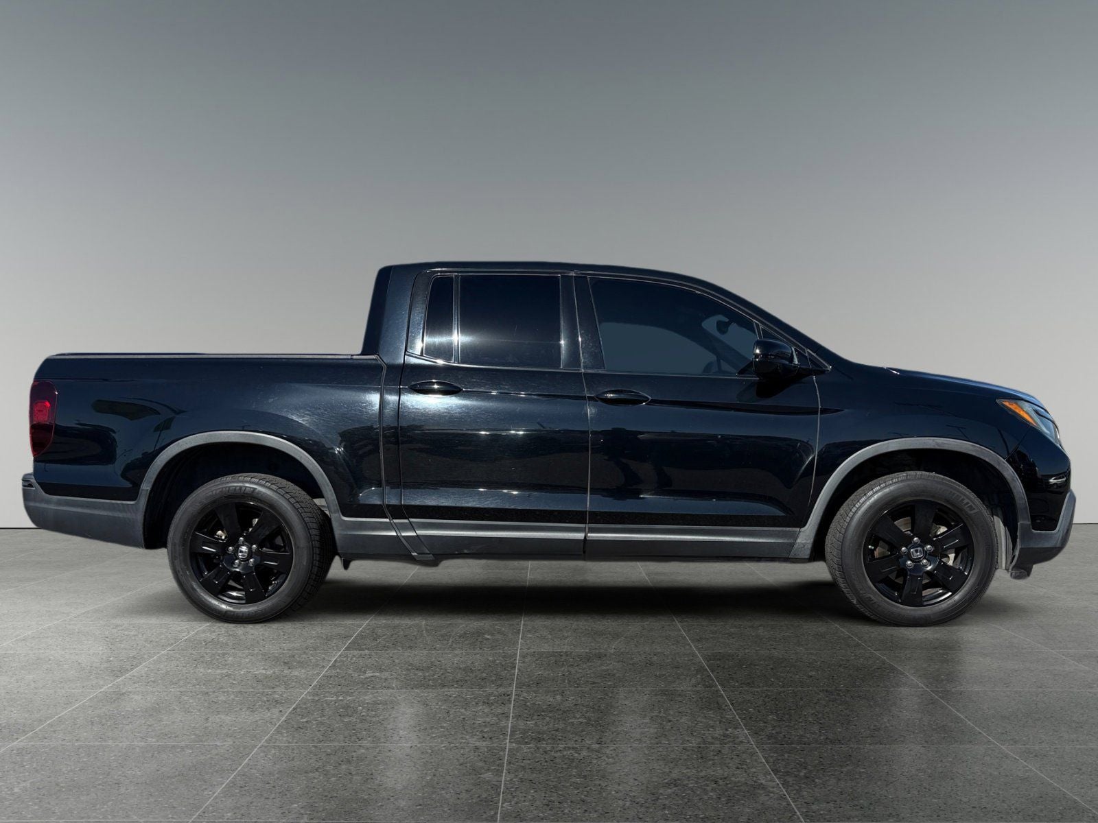 2019 Honda Ridgeline Black Edition