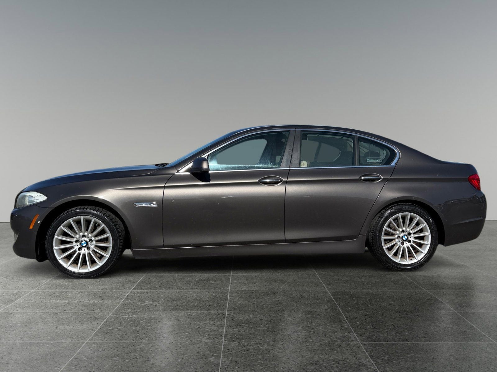 2011 BMW 5 Series 535i