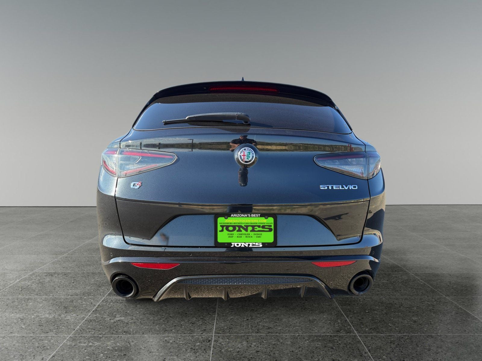 2025 Alfa Romeo Stelvio Base