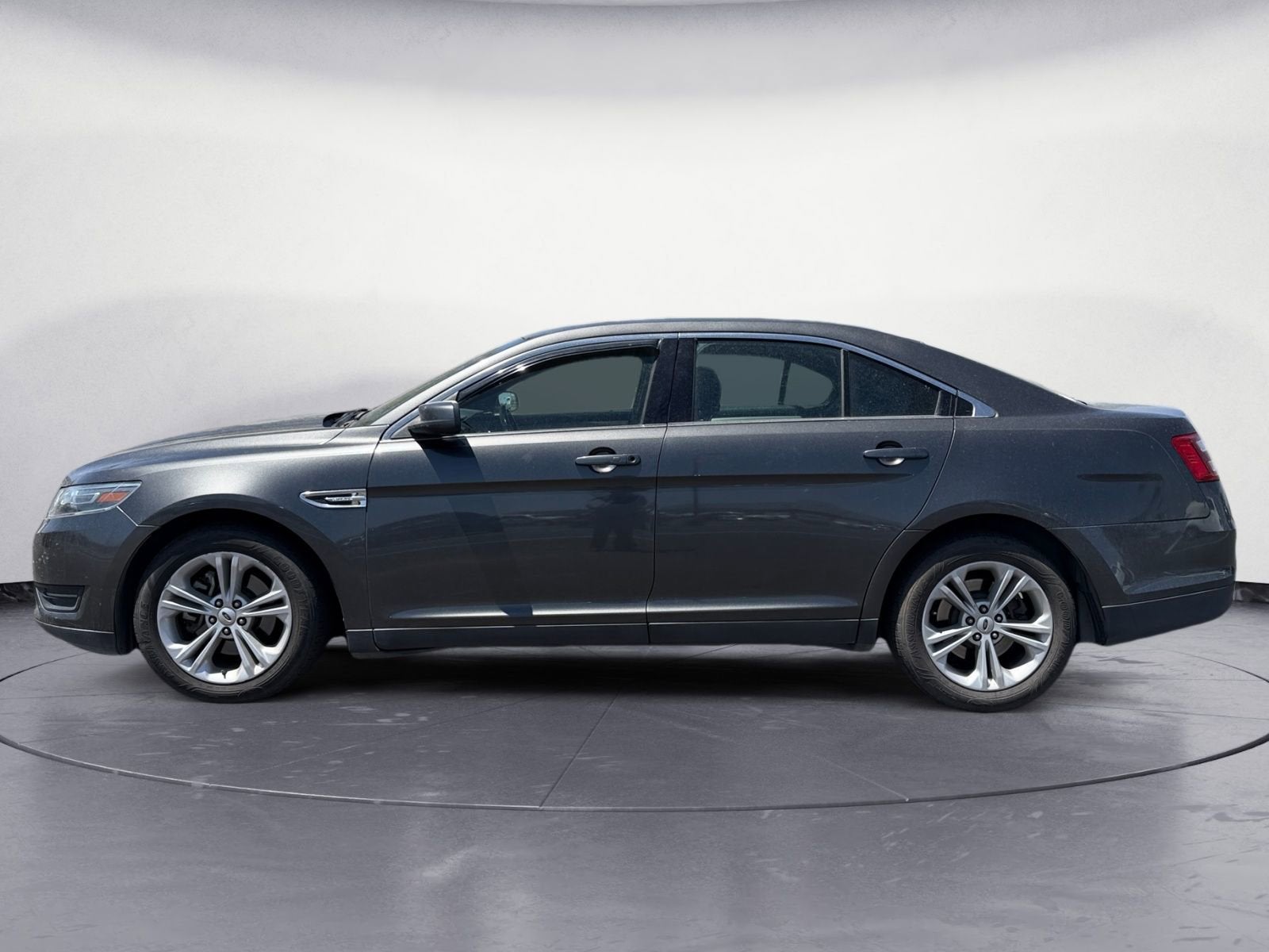 2016 Ford Taurus SEL
