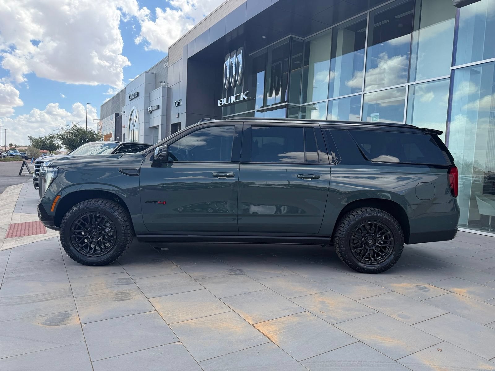 2026 GMC Yukon XL AT4