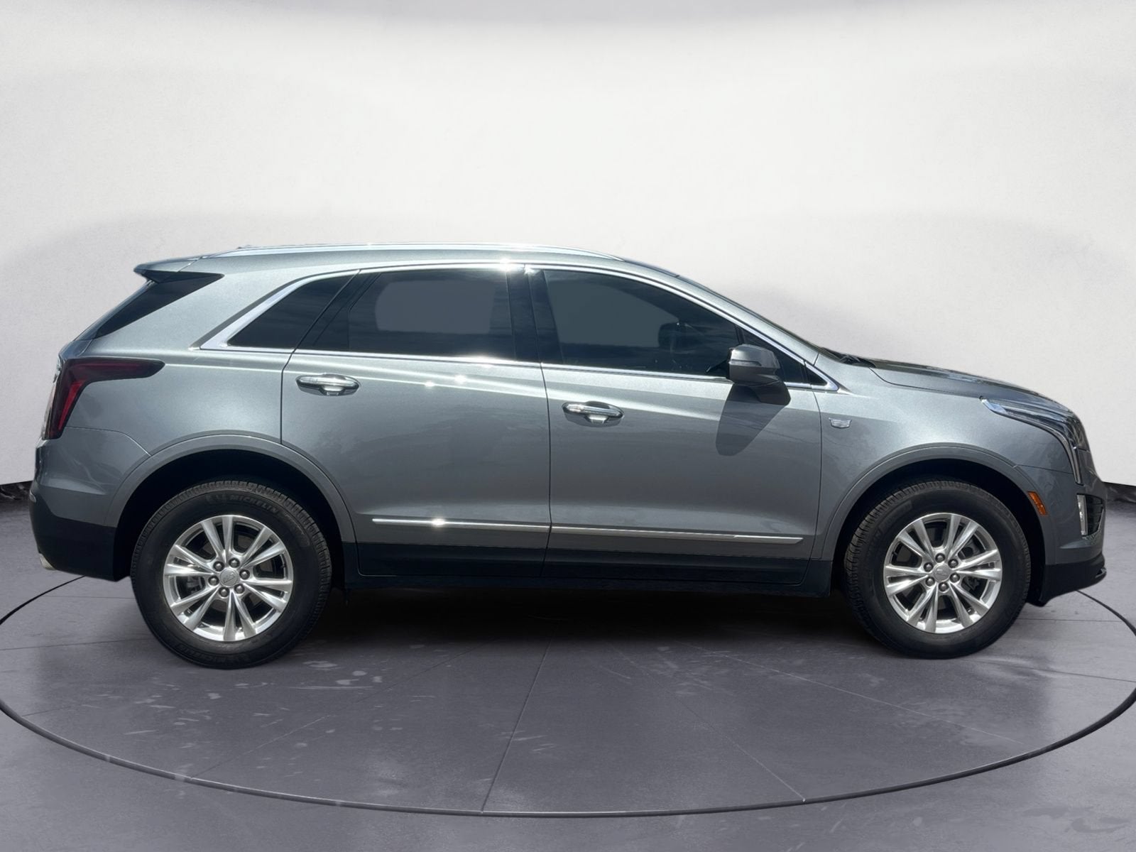 2024 Cadillac XT5 Luxury