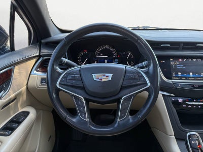 2019 Cadillac XT5 Luxury FWD