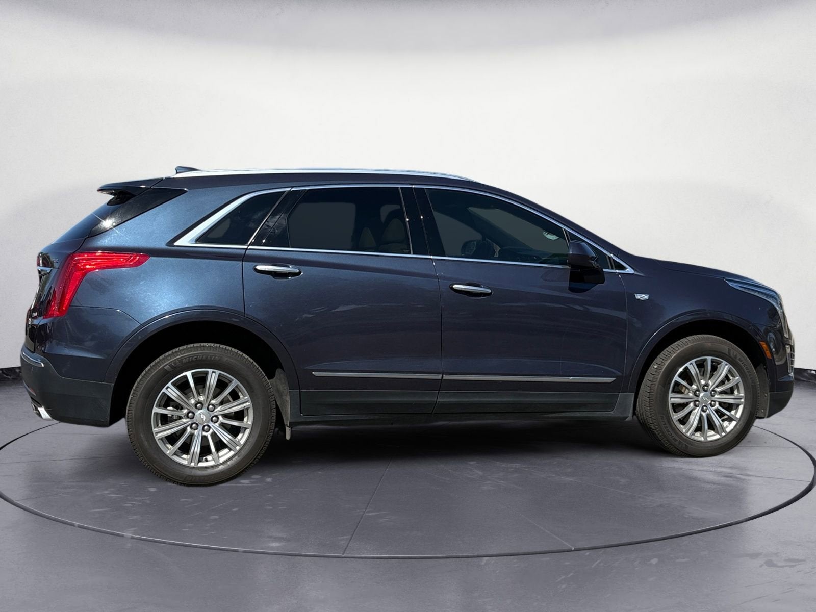 2019 Cadillac XT5 Luxury FWD