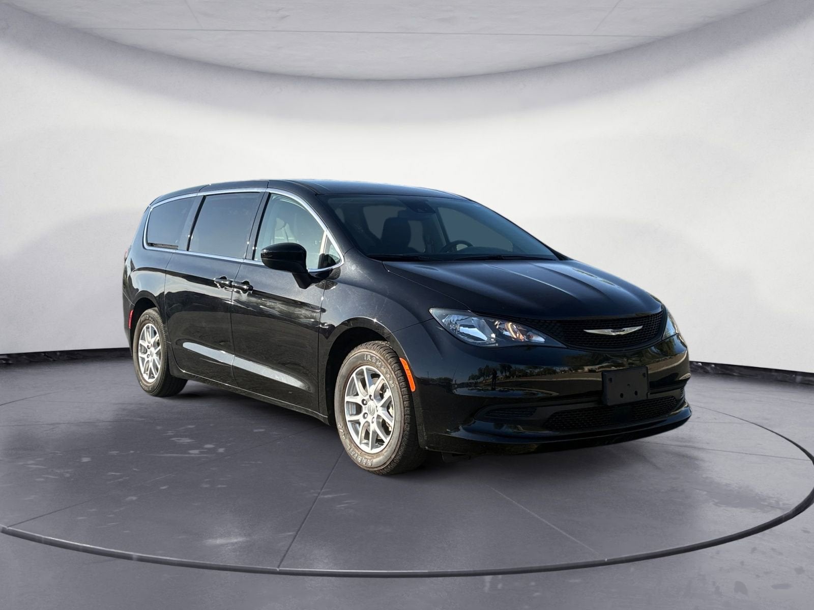 2024 Chrysler Voyager LX