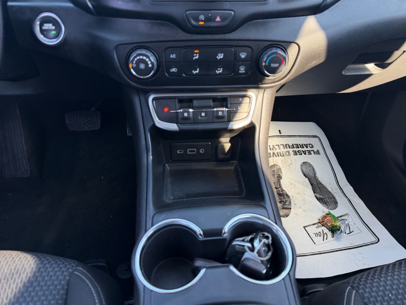 2024 GMC Terrain SLE