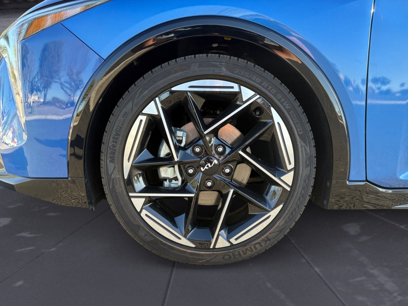 2025 Kia K4 GT-Line