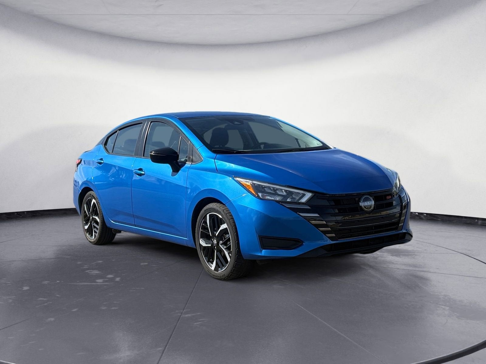 2024 Nissan Versa SR