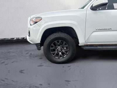 2022 Toyota Tacoma 2WD SR5