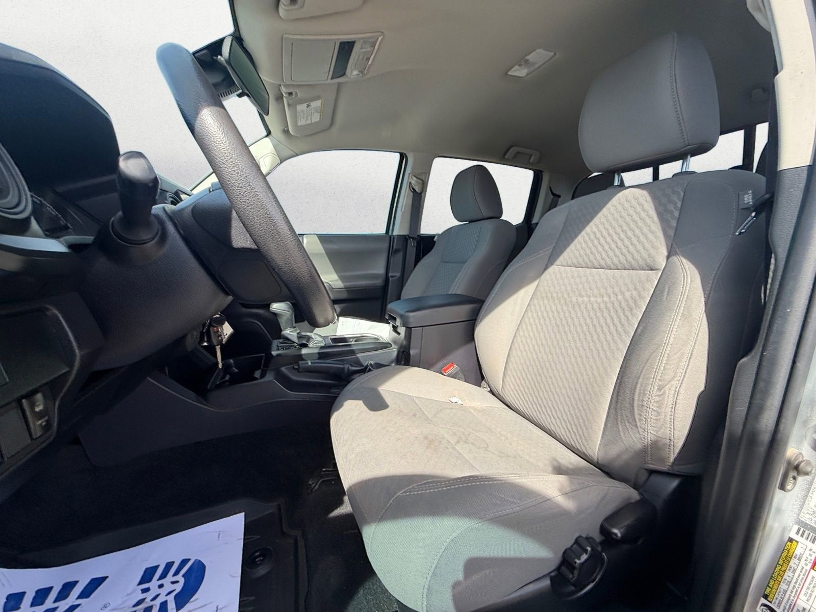 2022 Toyota Tacoma 4WD SR