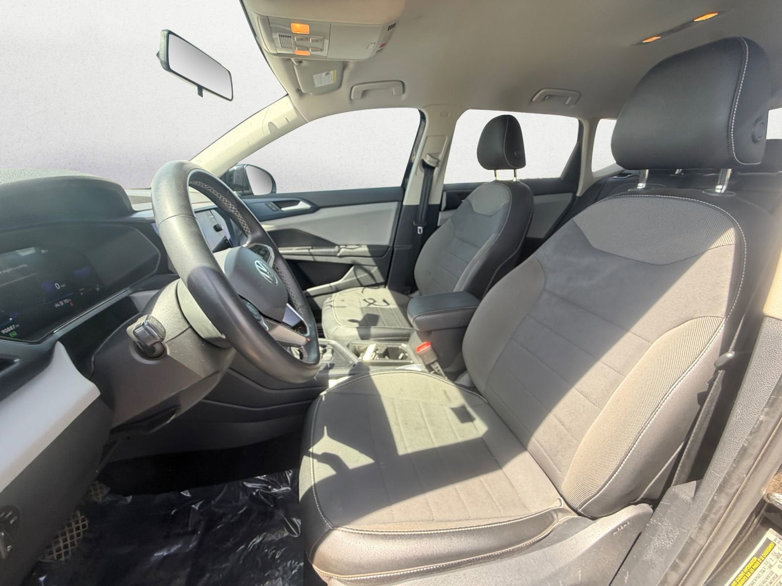 2022 Volkswagen Taos SE