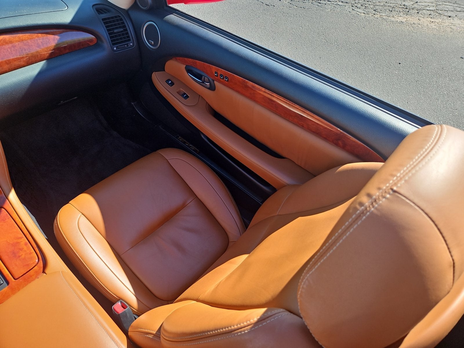 2004 Lexus SC 430 Base