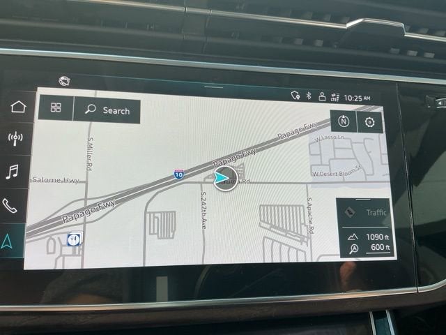 2022 Audi Q8 Premium Plus