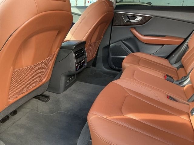 2022 Audi Q8 Premium Plus