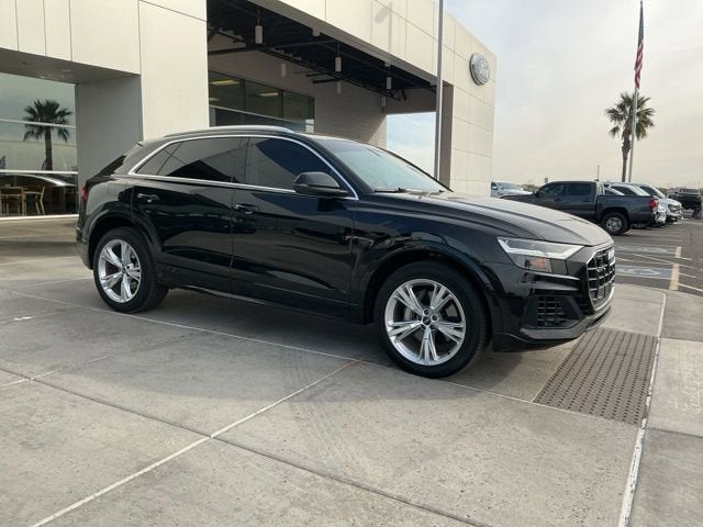 2022 Audi Q8 Premium Plus