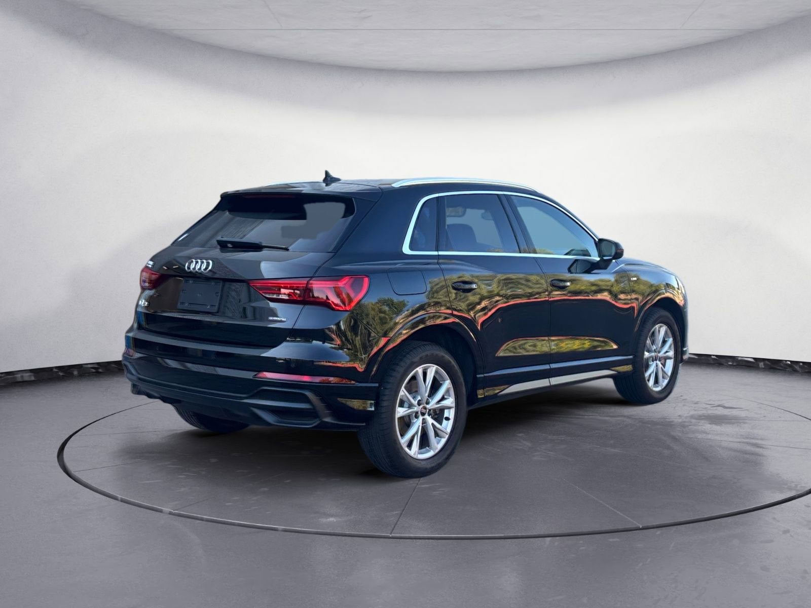 2022 Audi Q3 S line Premium Plus
