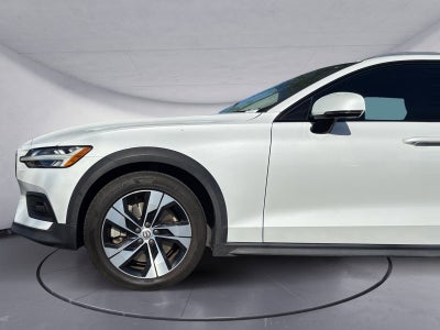 2021 Volvo V60 Cross Country NA
