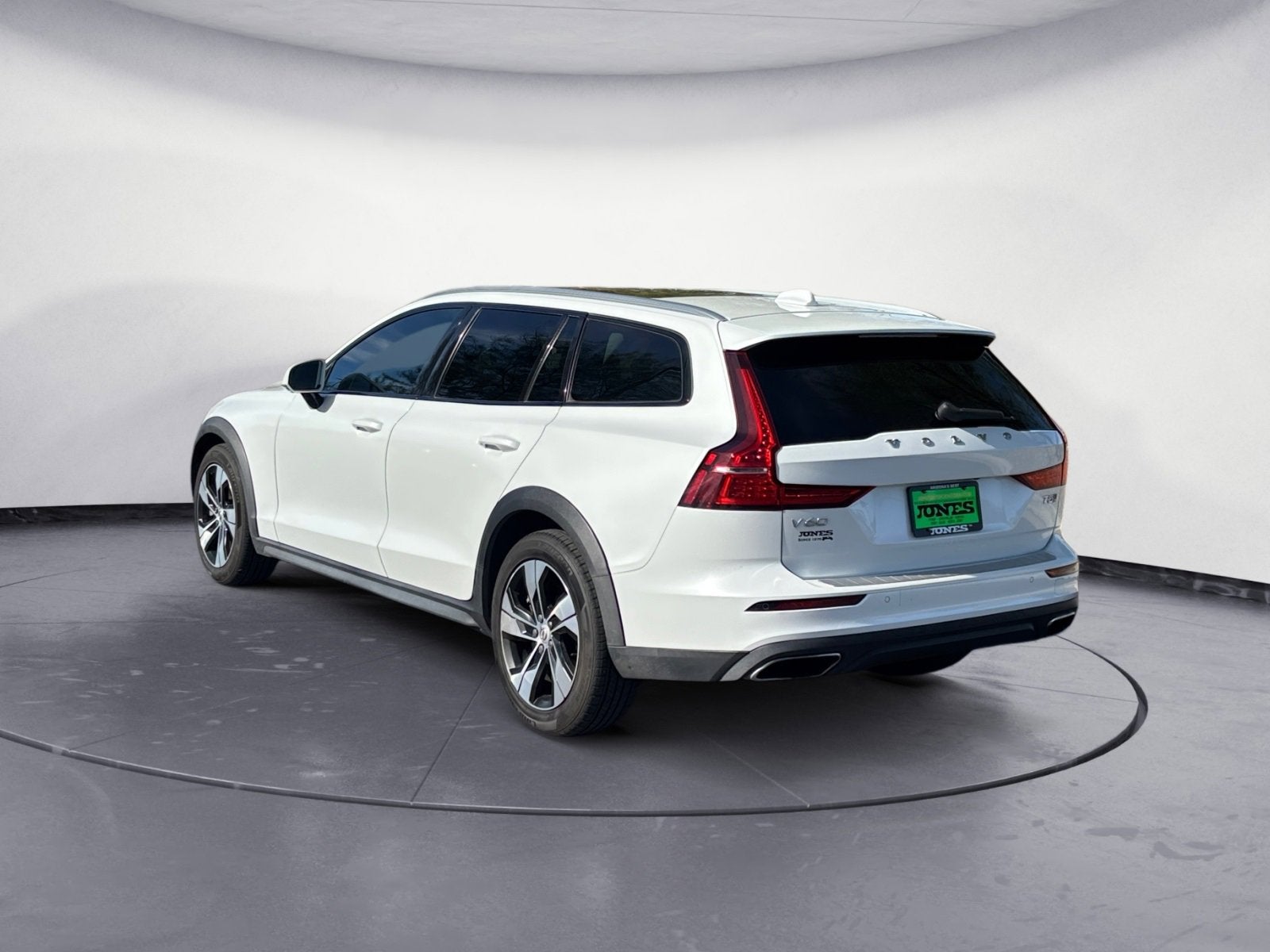 2021 Volvo V60 Cross Country NA