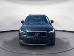 2020 Volvo XC40 Momentum
