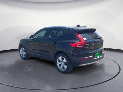 2020 Volvo XC40 Momentum