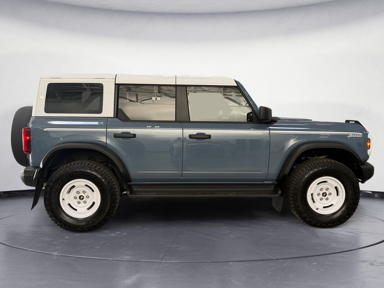 2025 Ford Bronco Heritage Edition