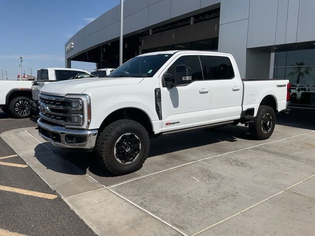 2025 Ford F-350SD Lariat