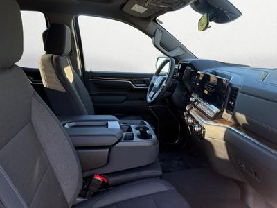 2025 GMC Sierra 1500 SLE