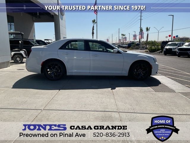 2023 Chrysler 300 S