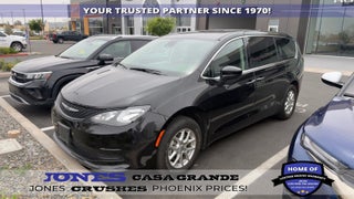 2024 Chrysler Voyager LX