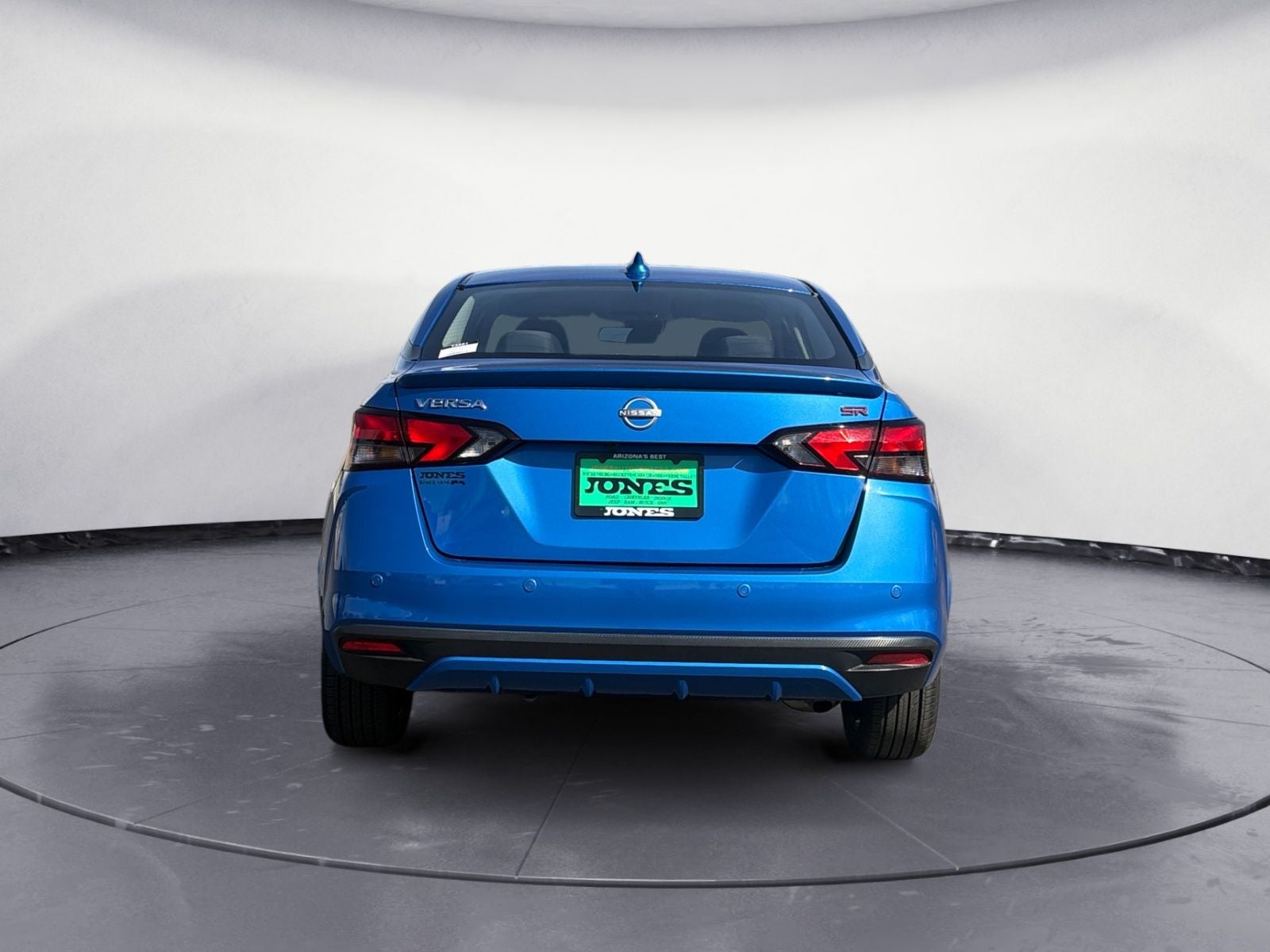 2024 Nissan Versa 1.6 SR