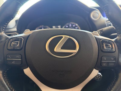 2017 Lexus IS 200t