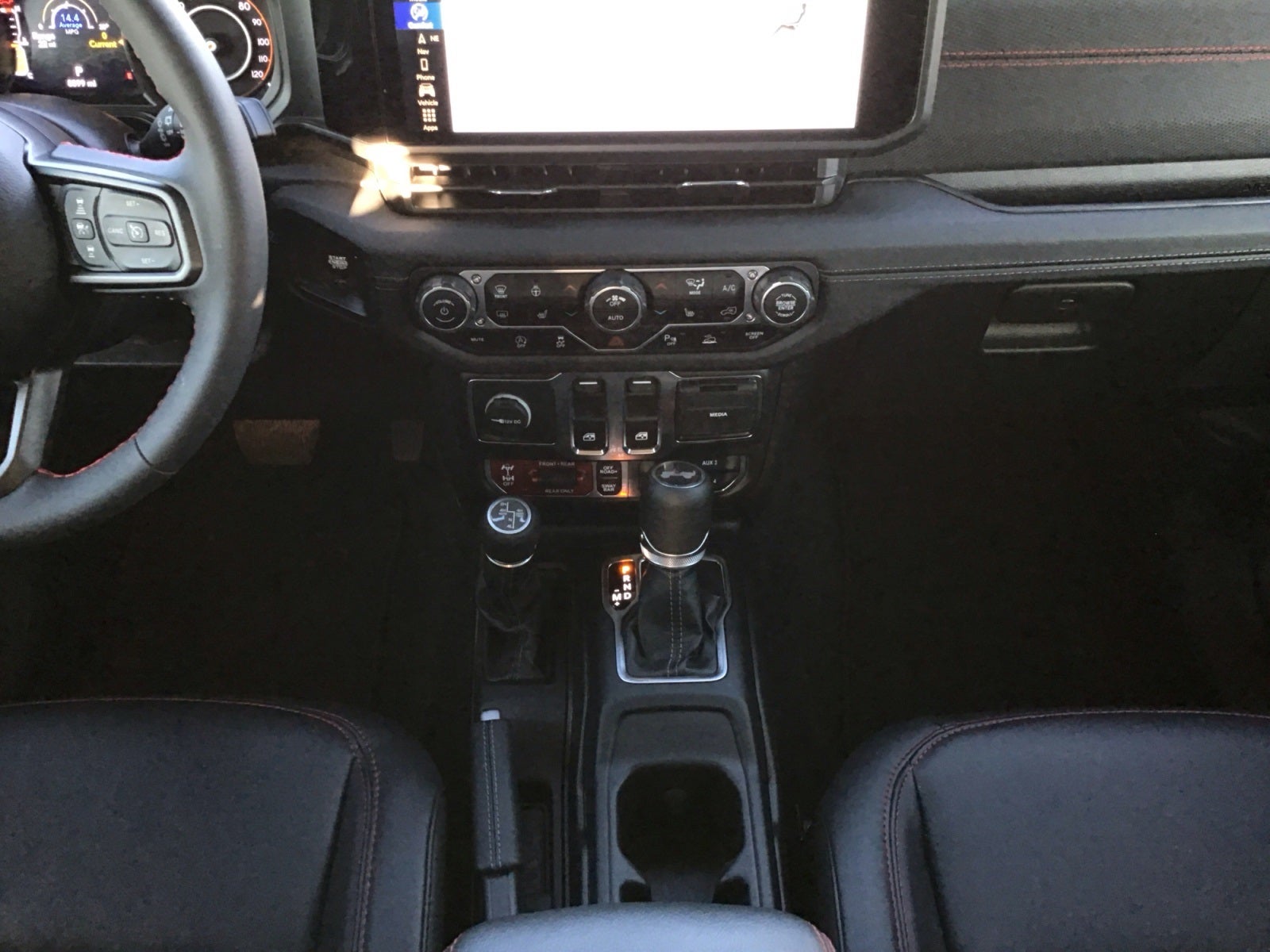 2024 Jeep Wrangler 2-Door Recon 4x4