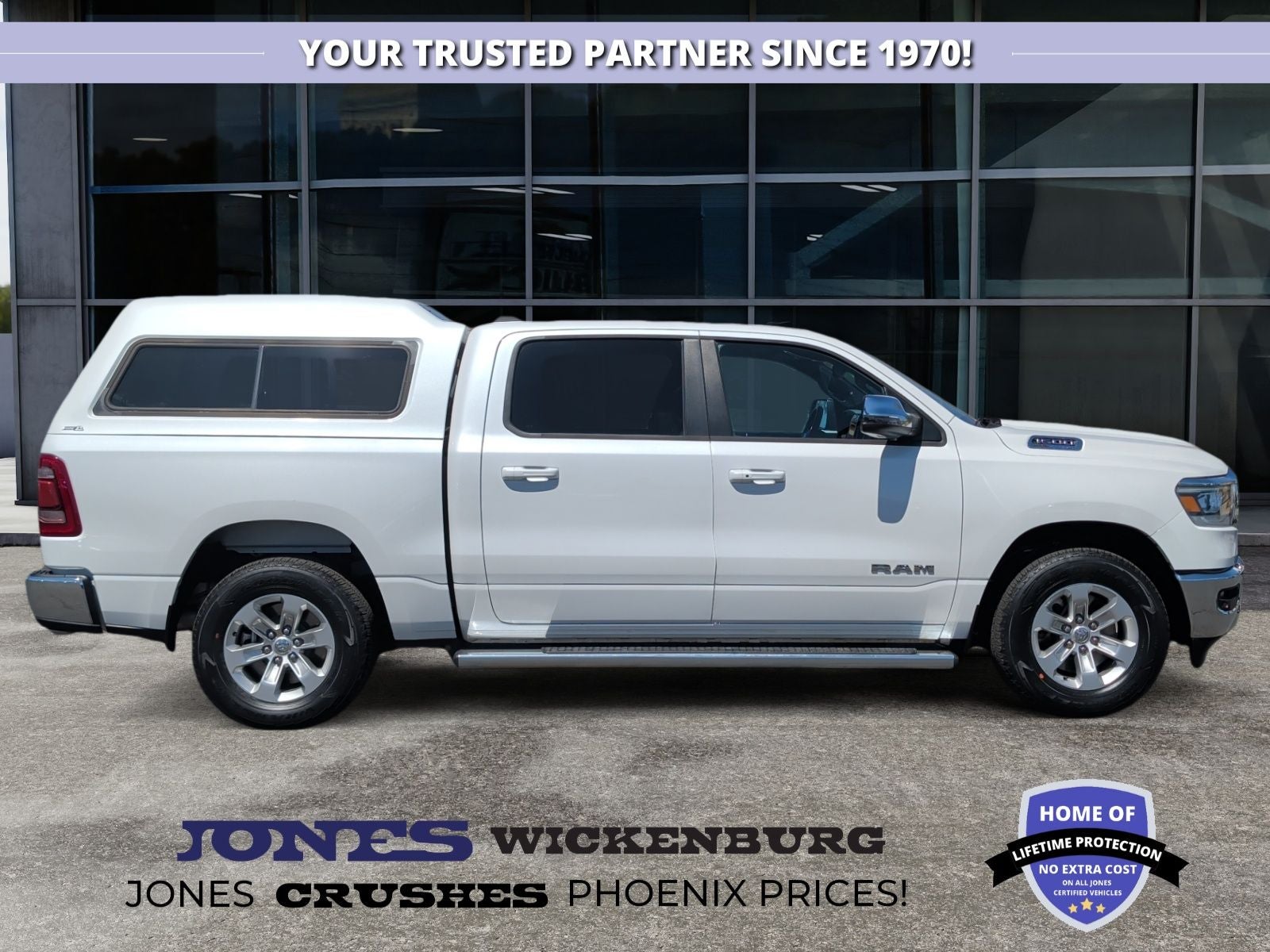 2024 RAM 1500 Laramie Crew Cab 4x4 5'7' Box