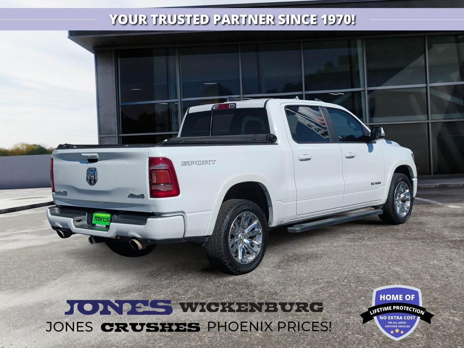 2022 RAM 1500 Laramie Crew Cab 4x4 5'7' Box