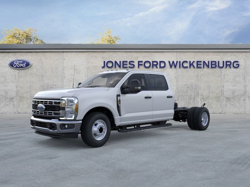 2025 Ford F-350 Chassis XL