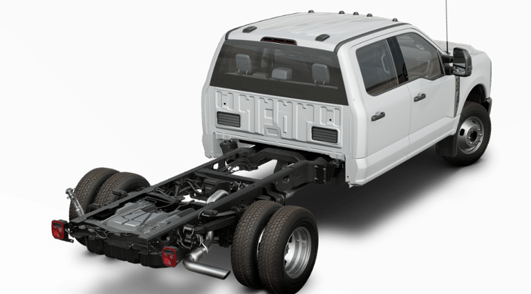 2025 Ford F-350 Chassis XL