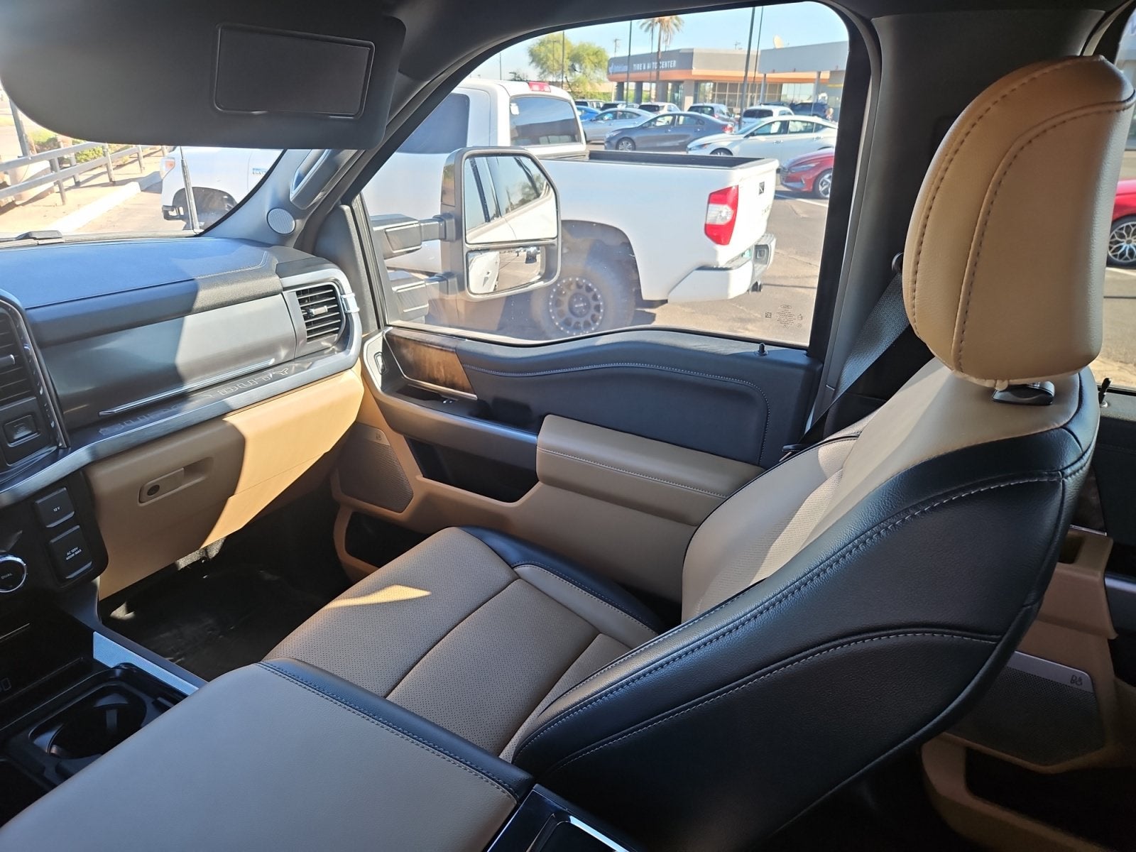 2025 Ford F-350 LARIAT