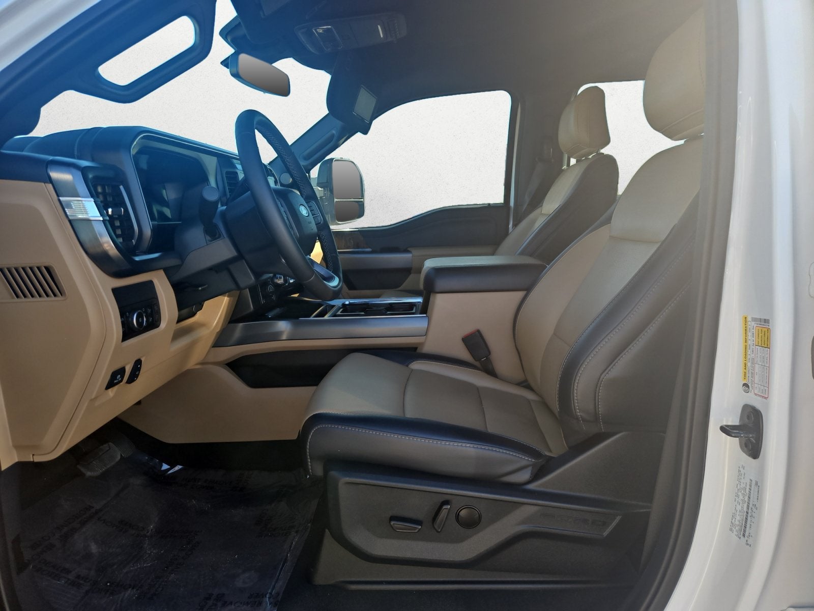 2025 Ford F-350 LARIAT