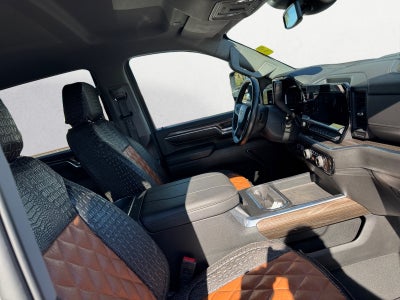 2024 Chevrolet Silverado 3500HD 4WD Crew Cab Long Bed LT