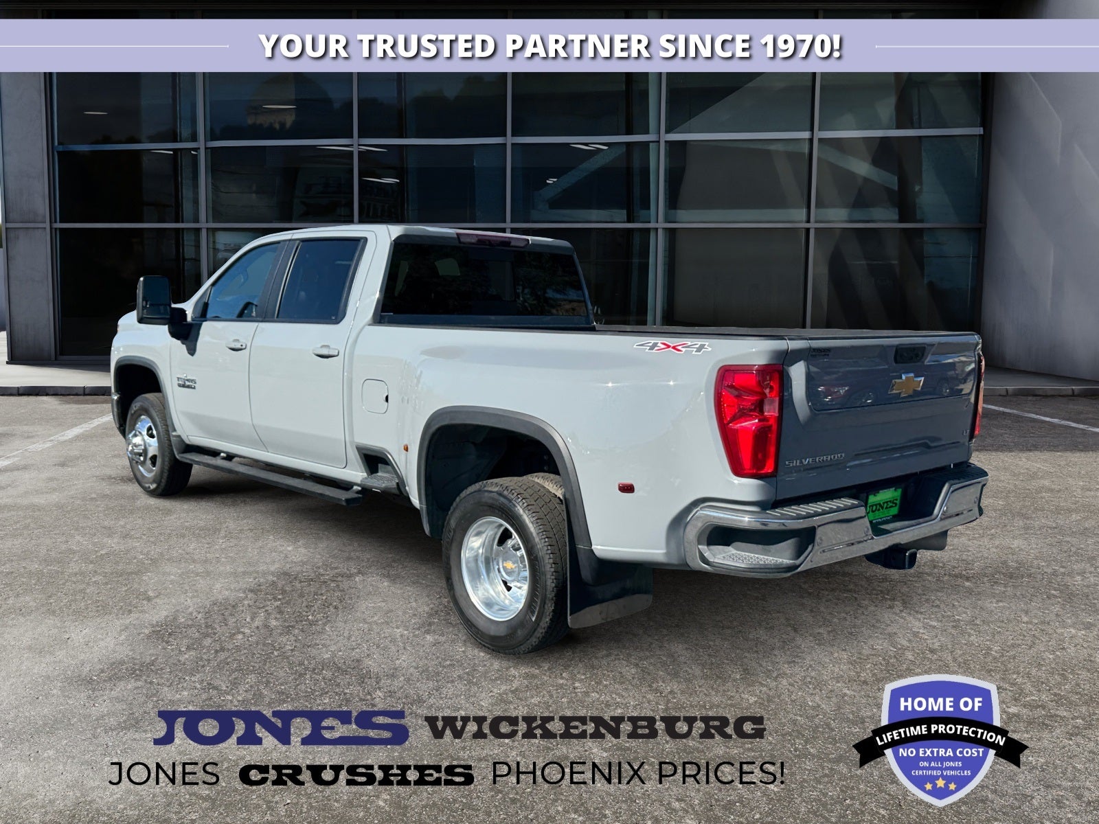 2024 Chevrolet Silverado 3500HD 4WD Crew Cab Long Bed LT