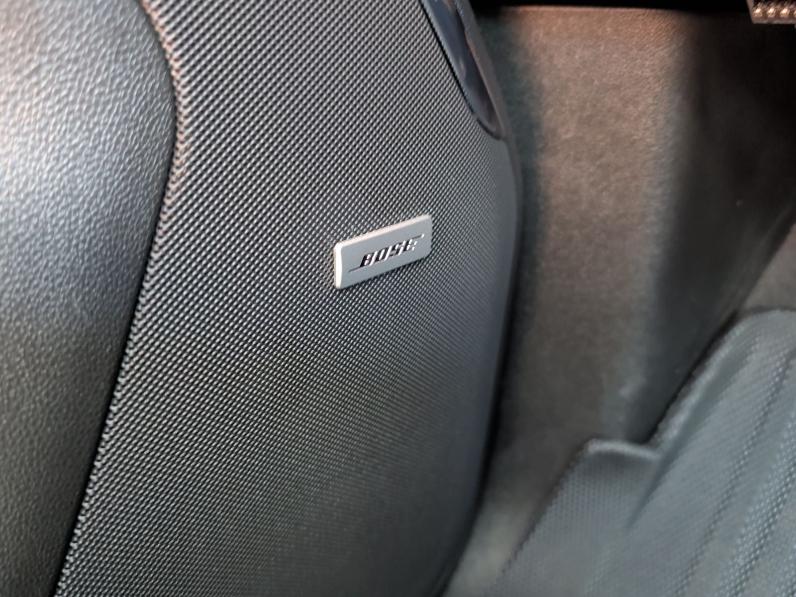 2023 GMC Yukon 4WD Denali