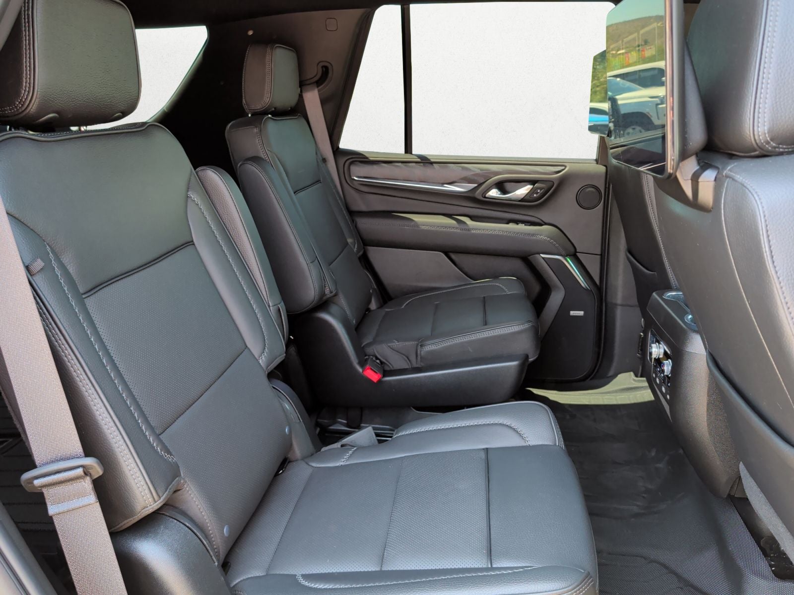 2023 GMC Yukon 4WD Denali